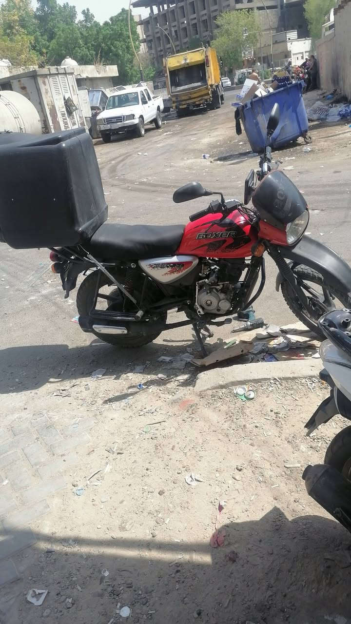 السلام عليكم.
بوكسر 22 دراجه خير من الله ع ايدي مكينه مناقصها شي مجفتها تجفيت شركه شباب يعني نامعه تصعد وتشوف بيها ورقه منفيس ضايع واني مشيت بالمعامله وصلت للاستلام بس تركتها لان صار ضرف عندي مهم يعني منفيس مالتها بس ضايع باقي أوراق كامله اني اكفلها من كل شي سعرها مليون بيها مجال مستعجل ع بيع شراي تعال بيك خير ودلل
***********  مكانها الوزيريه
