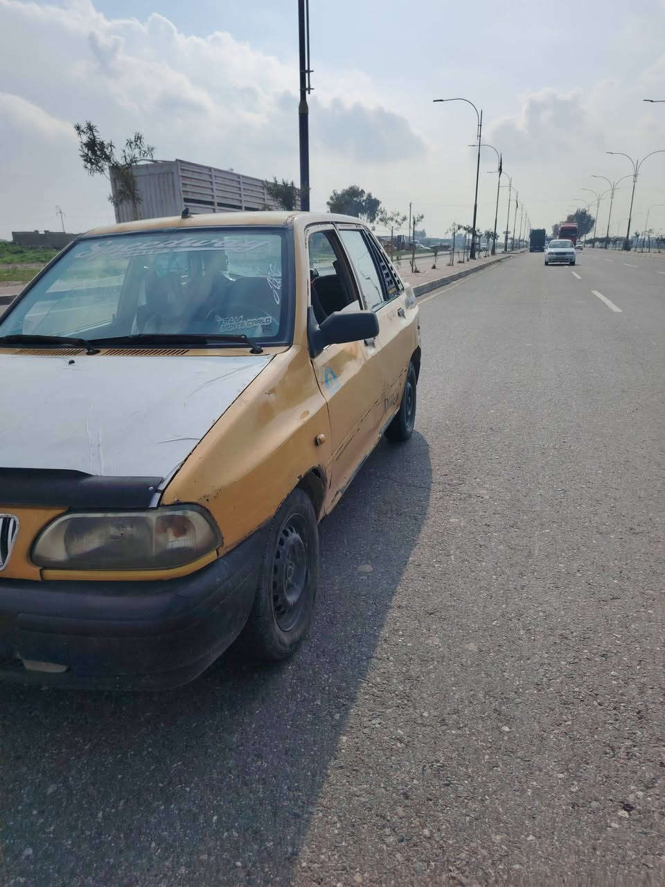 سايبه ٢٠١٠ سنويه تنتهي بعد ٣ اشهر  وعليه هيئه ورقه طخم تاير جديد باتري جديد غرامة مصفره مكينه وكير مازده شرط تبريد شغال شرط سياره مصبوغه حزام  وجاملغ مال نفر مبدل كربون موجود تريد وكله تريد تحويل
رقم *********** تصل
