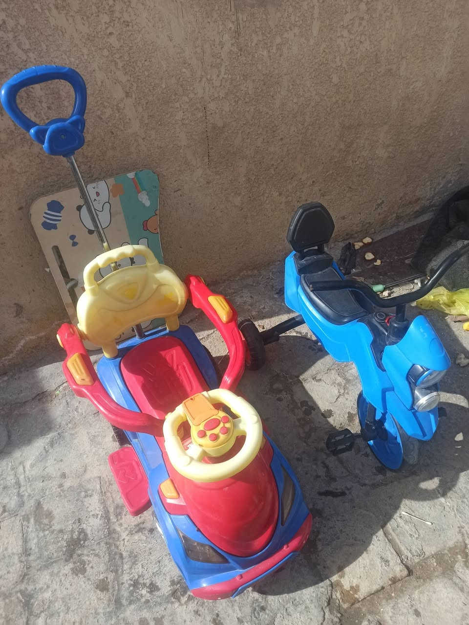 سيارة ودرجةللبيع
مكاني كربلاء حي النضال يم روضة القداح


**إذا كنت صاحب هذا الإعلان وتريد حذفه لأي سبب، رجاءا أرسل رسالة إلى الدعم الفني**