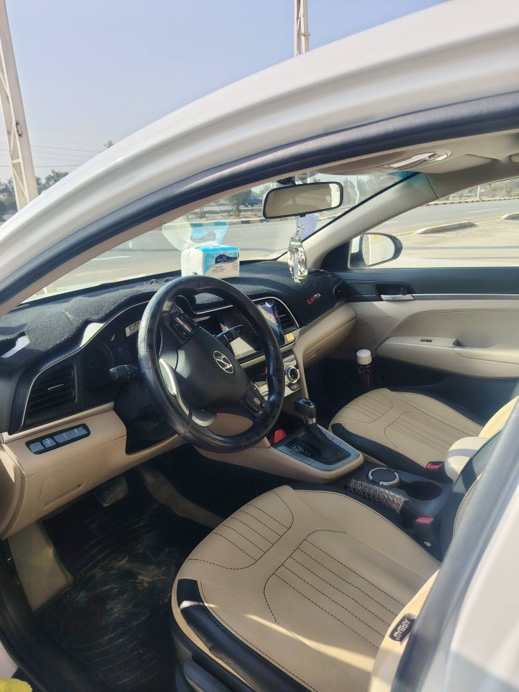 النترا 2020 خليجي
مكفوله من الصبغ والضربه عدي الدوس 
وملاحضات بسيطه
رقم بغداد انكلي بسمي شخصيا
 كير محرك مكفولات
فولل موصفات
السعر ١٦٢ النجف, العراق


**إذا كنت صاحب هذا الإعلان وتريد حذفه لأي سبب، رجاءا أرسل رسالة إلى الدعم الفني**