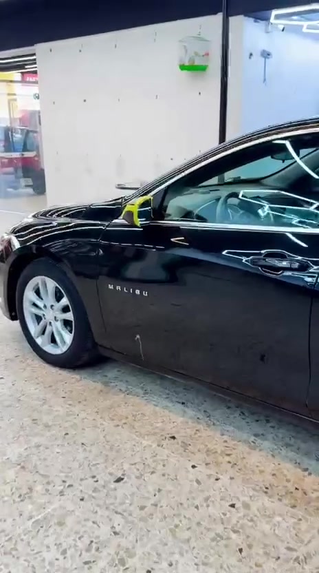 سيارة لون اسود موديل ٢٠٢٣
مكانها بغداد رقم بغداد انكليزي الجديد بيع مستعجل
السعر ٥'١ ورقة بيها مجال الطيبين اتصل تدلل رقم الهاتف *********** وتدلل
