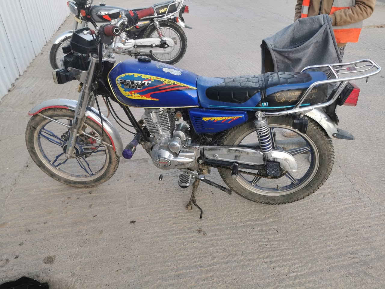 ميطورا بارت عيتاني
موديل 24 منفيس الاصلي موجود
مكينه بشرط كبس لا صوت ولا فيوا ايا عطل
سعر 540 الف وفيوا حق جيا
لتوصل وتساب ***********
