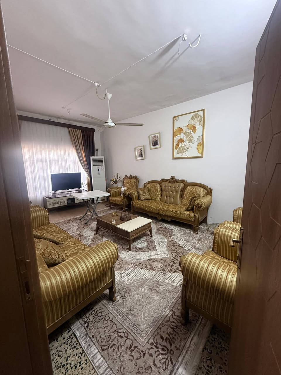 #اعلان 1978
دار 200 م للبيع #طابقين
طابو صرف 
#الموقع حي النداء قرب أسواق #ابو ماجد 
#السعر 140 مليون قريب ع المدارس
#للاستفسار ***********
