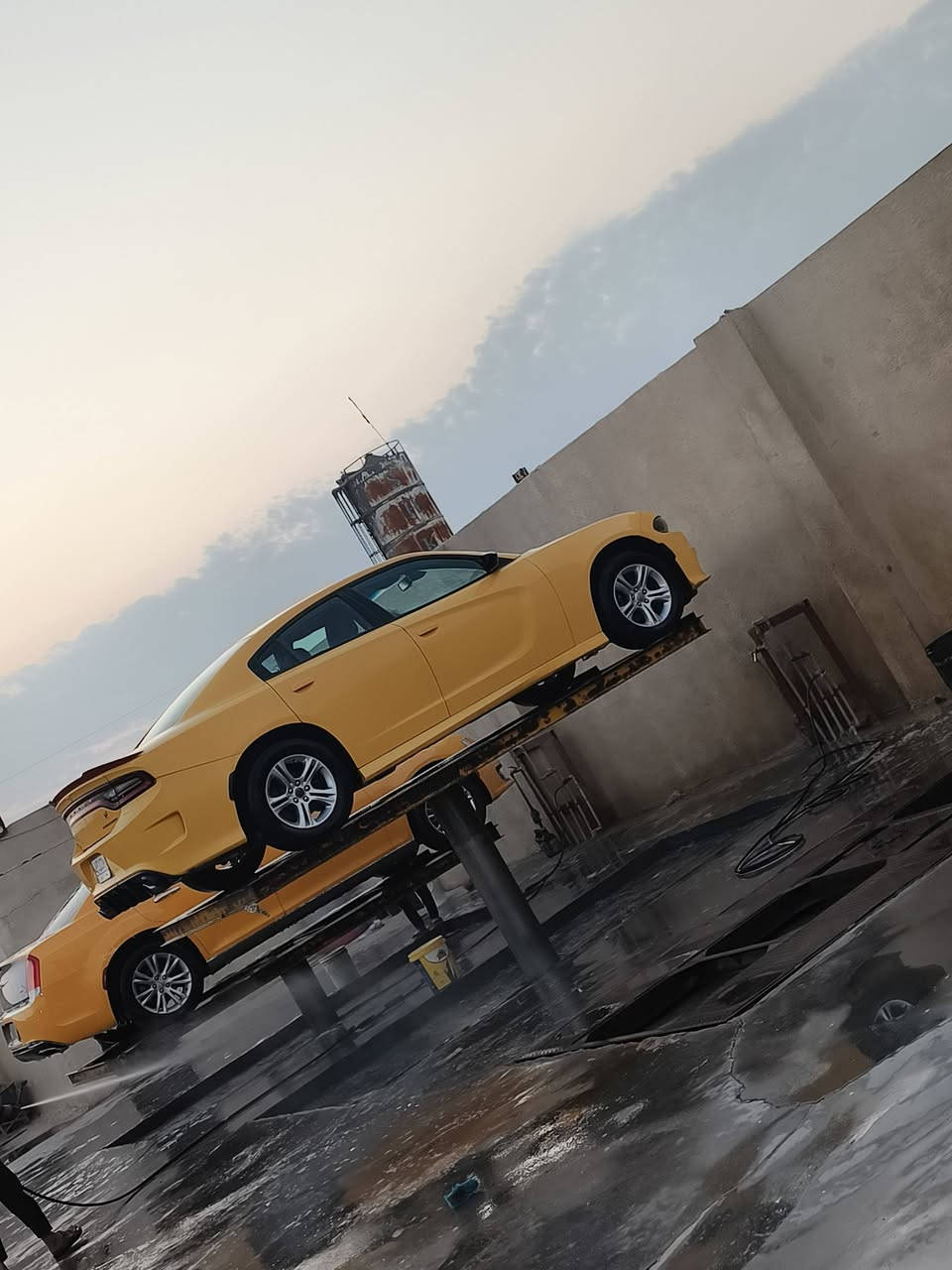 سلام عليكم شباب جارجر اصل 18مرمزه 20سياره حلوه ونضيفه ماتصرف عليه ربع تشغيل عن بعد بصمه بواب مكينه وكير حداديه تخم تاير كله خير من الله تتفه تبريد كله جديد ترحم بجارجر خصوصي رقم بغداد مشروع وطني مكاني ميسان قلعه صالح رقم ***********مامتواجد فيس
