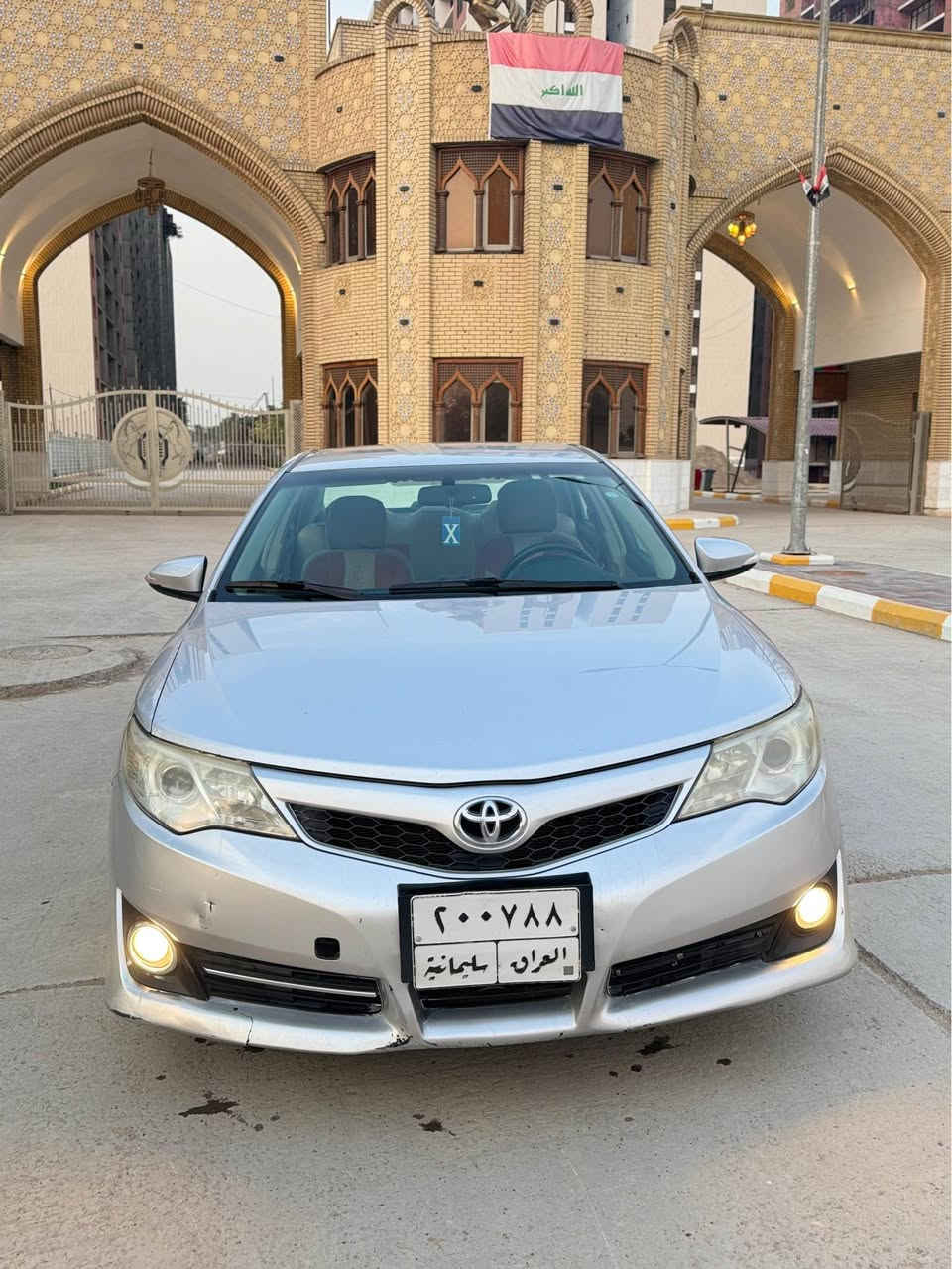 السلام عليكم 
للبيع كامري ( 2013 ) خليجي كفاله عامة ماشية ( 95 ) كيلو فقط سيارة جديدة بوضع الشركة رقم سليمانيه سنويه جديدة هزة جديدة بأسمي 
مواصفاتها 
شاشة كامرة
تحكمات
كرسي كهرباء 
جلد 
تبريد قطعتين
تبريد لمس 
وبقية المواصفات المعروفة محرك 2500 مكفول صدر دبل جديد تبريد ثلج تخم تاير سيارة مابيهة نقص ابرة جاهزة على اخر حباية
مكاني بغداد الدورة ابو طيارة
السعر ( 148 )
*********** بغداد, العراق
