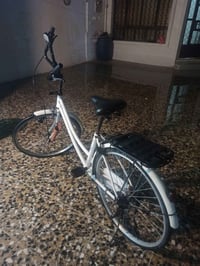 عندي باسكل للبيع النضافه مالته حلوه بي بس الصنيه بيها حركه التواصل عل ...