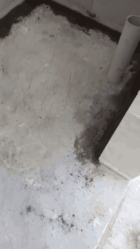 عزل حمام يعاني من تسريب المياه شغلنه  فحص مع تحياتي 07836959261 077467...