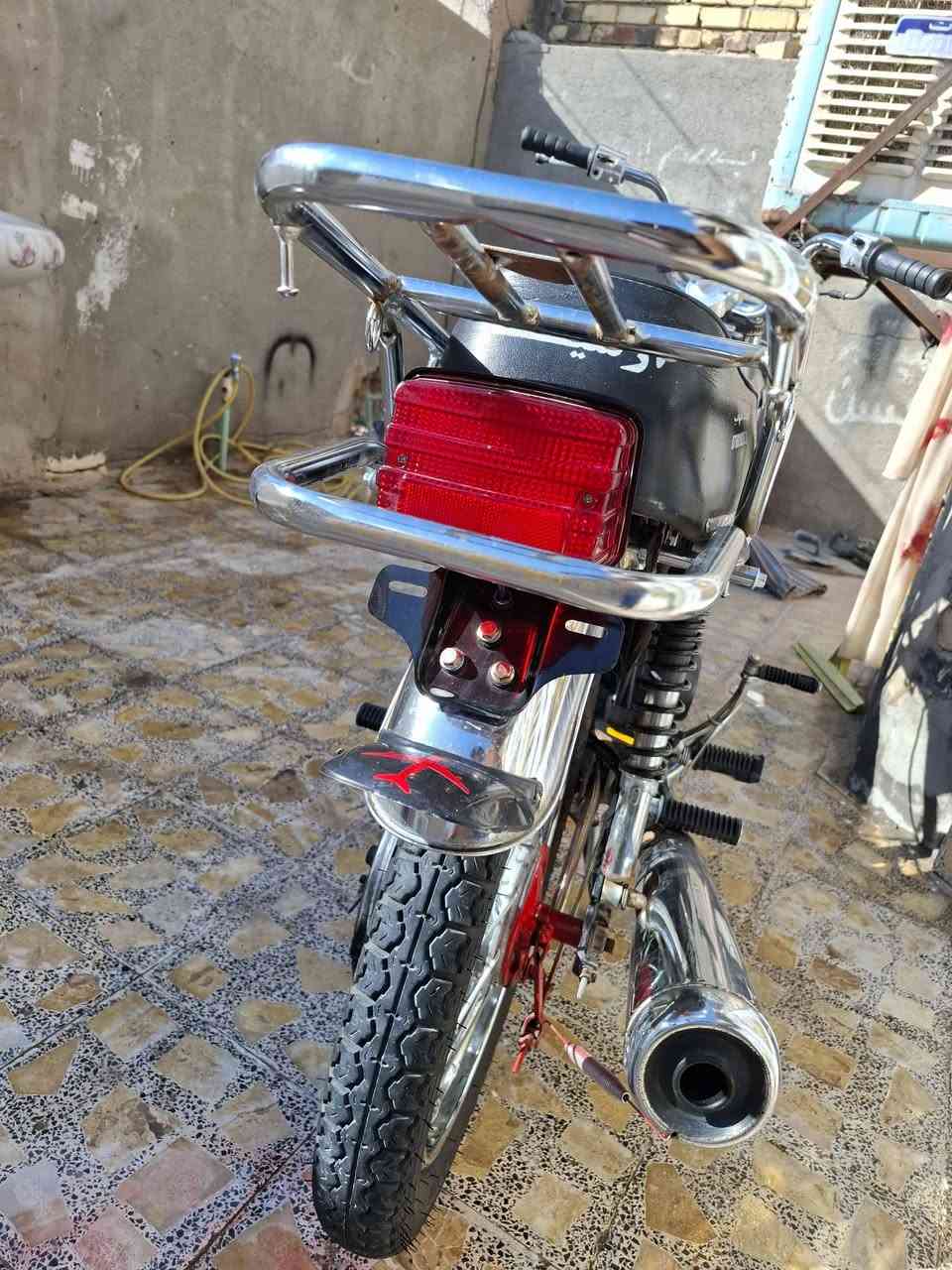 لبيع دراجه موديل ١٤ وراق صولي ***********
