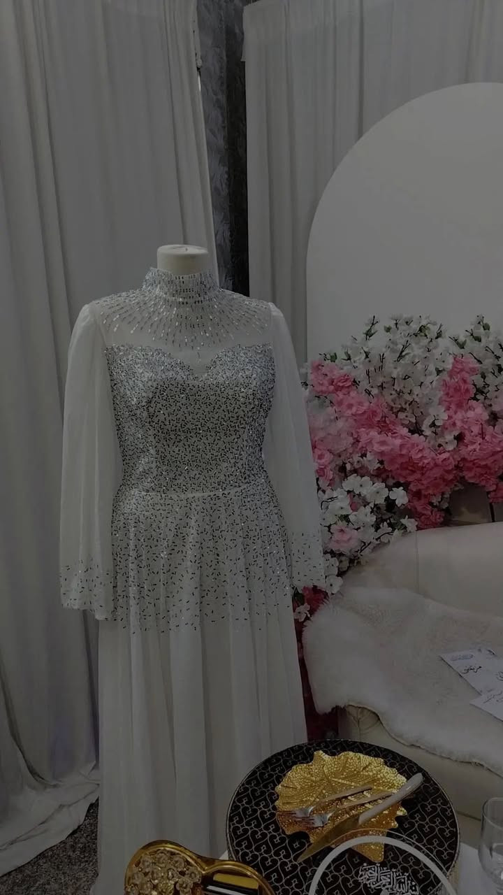 بنات فستان العقد مالتي ملابستة بس ساعتين خذته من علي كوزال بشارع الاميرات جداً راقي حابة ابيعة يلبس قياس38،40


**إذا كنت صاحب هذا الإعلان وتريد حذفه لأي سبب، رجاءا أرسل رسالة إلى الدعم الفني**