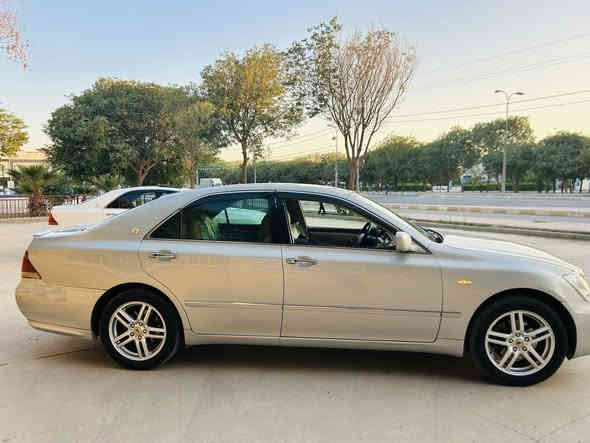 بەناوی خوای گەورەو میهرەبان 
شاهینە موس موس ٢٠٠٥
ڕەنگ بەحری  بێ بۆیاخ بەس شوێن موسەکانی بۆیاخە 
دەعمو لێدرانی نیە 
بەشەرت دوکەڵ و گێڕو مەکینە 
ناوزەردی سێ دگمەو پەردە 
سعری 59 گڵاو مەعامەلە گورينوش به شتي به دلم بيت  
شوێن کەلار ***********
