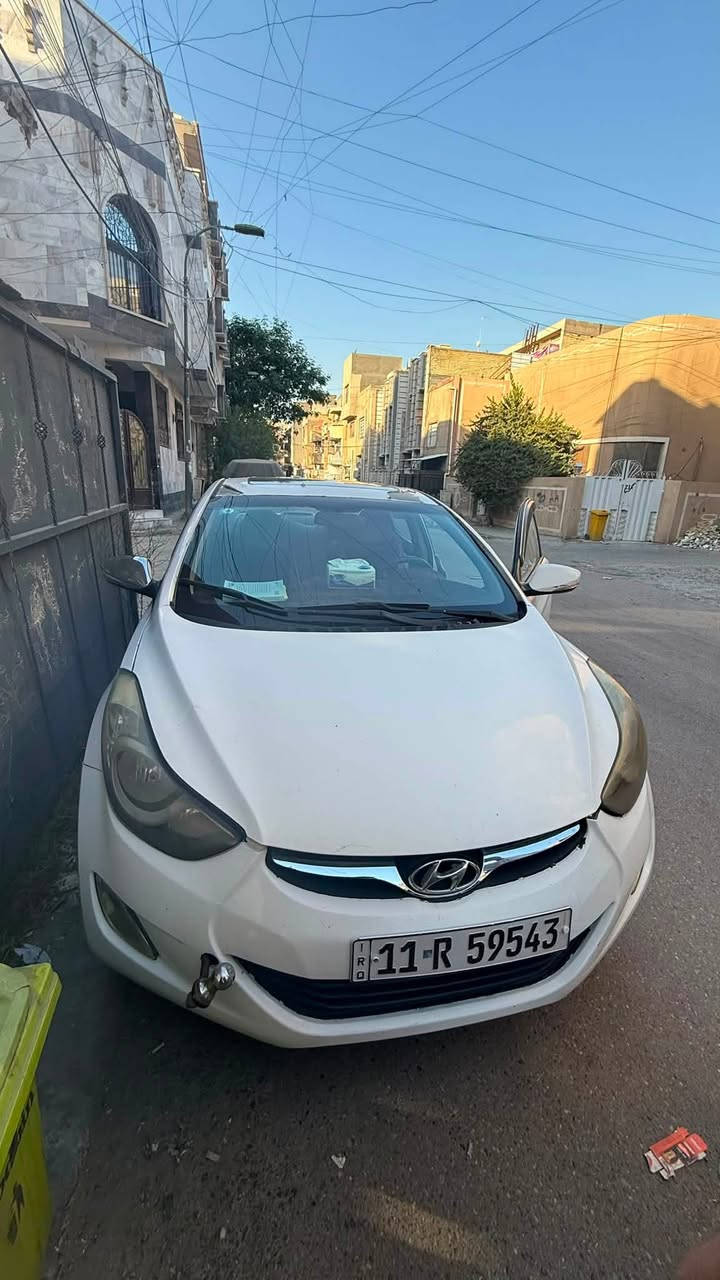 سلام عليكم النترا للبيع خليجي
النترا ١٣ للبيع الفول
المكينه ١٨٠٠ 
كير وميكنة نظيفة جداً
يرادلها ترتيب فقط والباقي كله جاهز 
وهاي ضربتها موضح بالصوره
السعر ٩٧ بيها مجال 
الرقم ***********

