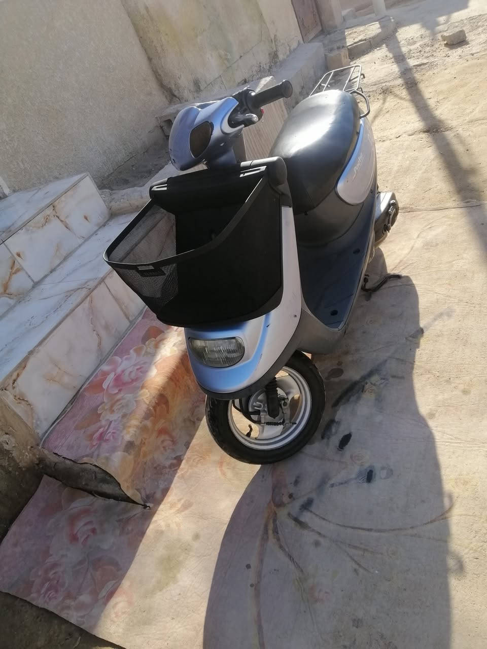 سلام عليكم دراجه للبيع  مال حاويه منغولي ام سله مديل 2007 شرط الدراجه مامفتوحه نضيفه كلش العنوان كربلاء ***********
