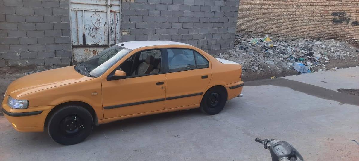 السلام عليكم سمند موديل 2012 رقم بغداد باسمي مصفره من كلشي مكينه كير مكفول تبريد تدفئ شغال مكاني بغداد السعر 38 للاستفسار ***********
