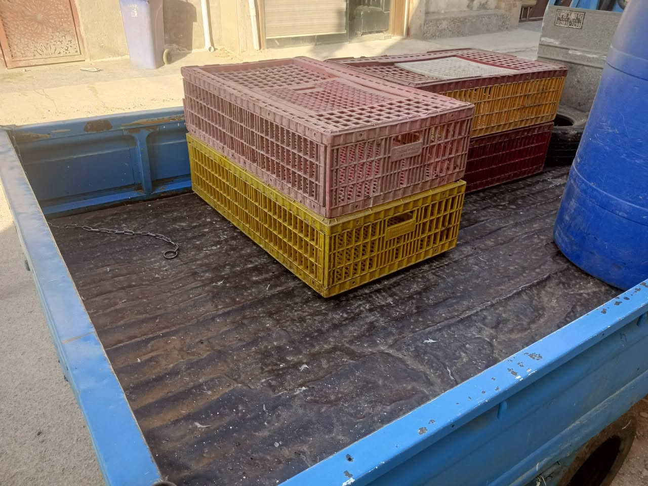 كيا بنكو 95 
مكينه جديده 
گير واكسل نضيفات 
حداديه جديده 
باور ومشط جديد
 شرط التحويل 
سعرها 40 
مكاني بغداد الدوره

***********
