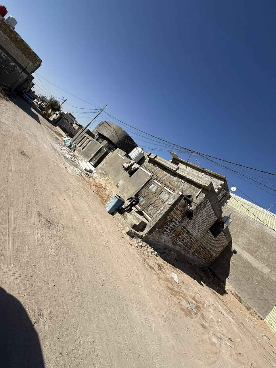 السلام عليكم عرصه البيع مساحه 100 متر مربع وقابل التطويب وطريق ياحسين عمود 114 قريبه ع شارع العام وجميع الخدمات الله يديمك يارخص 
السعر 14 مليون الاستفسار *********** نجف الإشراف وثاني يوم تحويل بسمك وب العافيه
