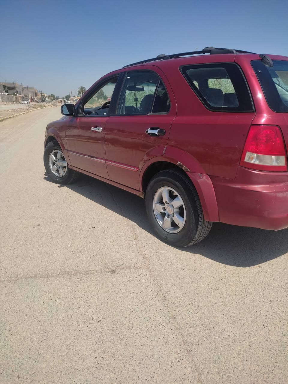 سلام عليكم 
للبيع فقط 
سيارة كيا سورنتو 2006 وارد امريكي حادث البدنه الوره الدعاميه وبيها قطع صبغ ابيع حزام محرك وكير خير من الله 6 سلندر 3500 تبريد عاطل تخم تاير جديد رقم بغداد بسمي السعر 80 وبيها مجال العنوان واسط قضاء النعمانيه الاستفسار الاتصال على الرقم
‏‪0780 874 3763‬‏
