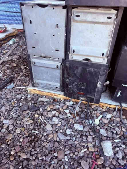 ‏قراض مفرد للبيع***********
