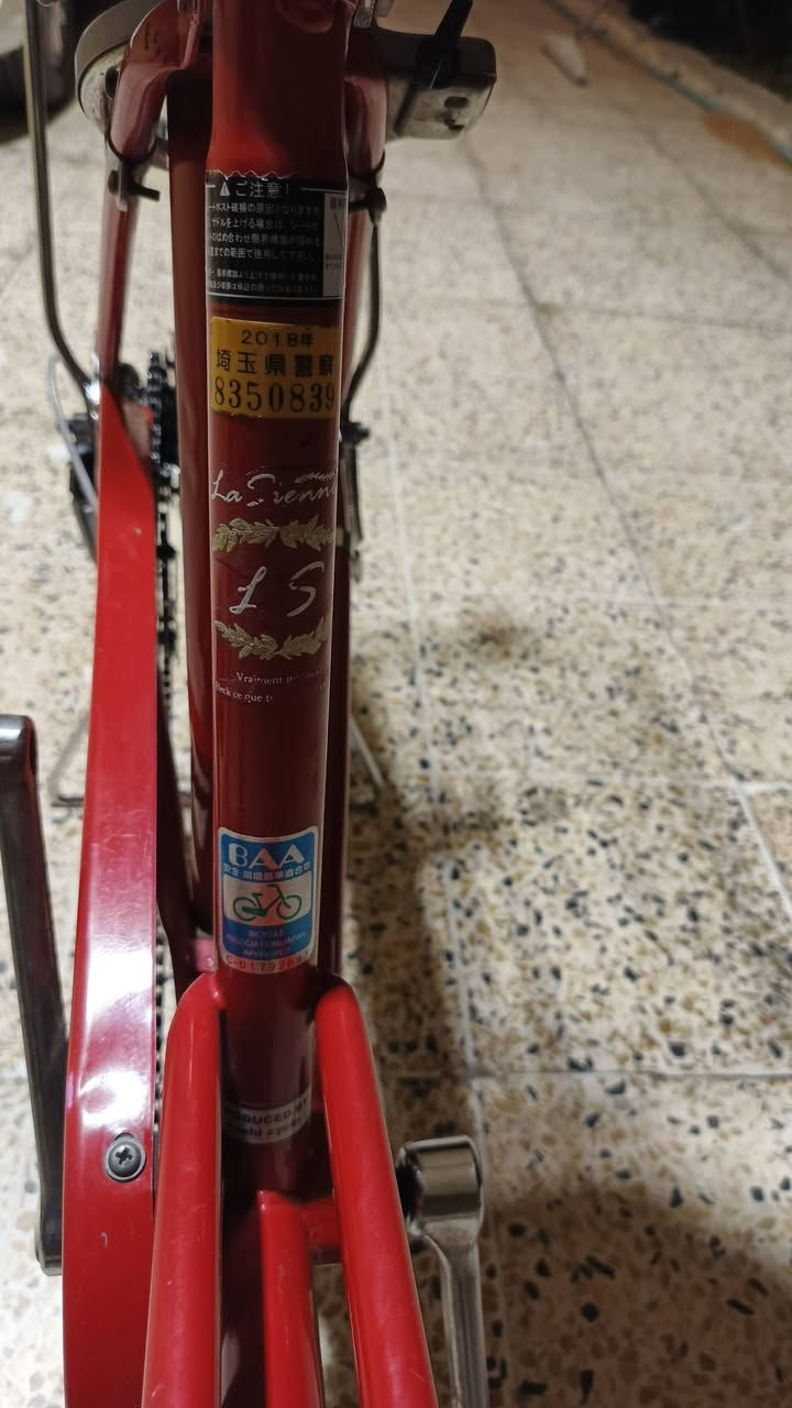 السلام عليكم للبيع بايسكل عبدالحليم موديل 2018 كير 6نمر وحساس بريك بنز جديد سرج كلاب تايرات وجوابة جديدة السعر 115


**إذا كنت صاحب هذا الإعلان وتريد حذفه لأي سبب، رجاءا أرسل رسالة إلى الدعم الفني**