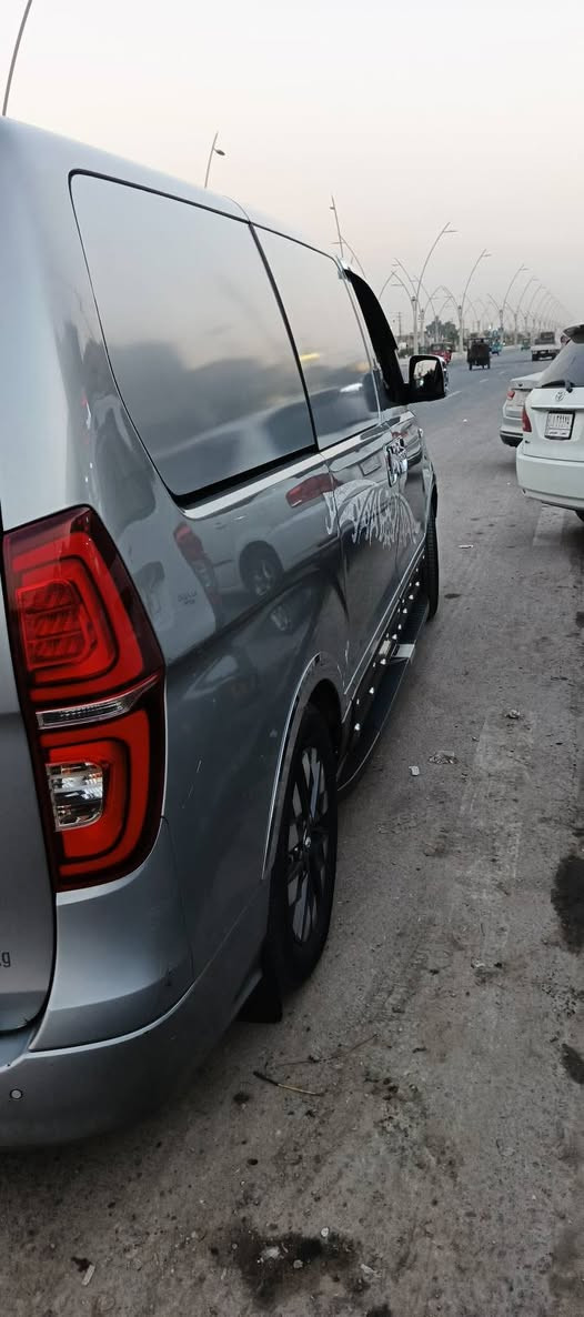 استاركس فان 5 راكب مسكر  مسكر   موديل 2020 محرك كاز كير اوتو ماتيك كامرة خلفية مري شفط نوع المحرك ادبلو باسمي تخم تغير سيارة جديدة ما متعصبة السيارة ***********
