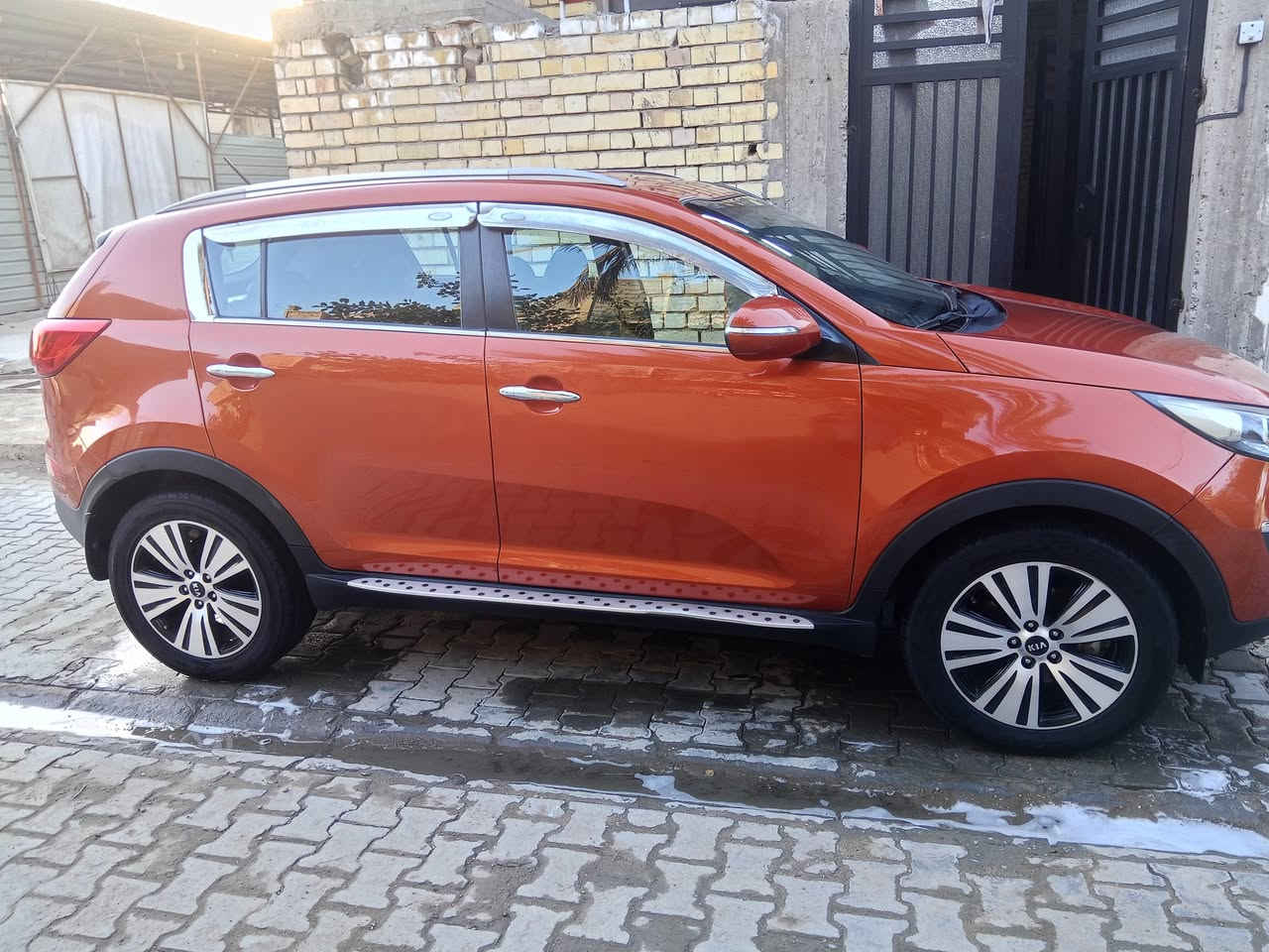 السلام عليكم سبورتج 2015 خليجي مكينة 2000دوش مكفولة من الصبغ والضربة ماشية 117 ,,,غير متواجد على الفيس ***********
السعر 155 مكاني بغداد المحمودية
