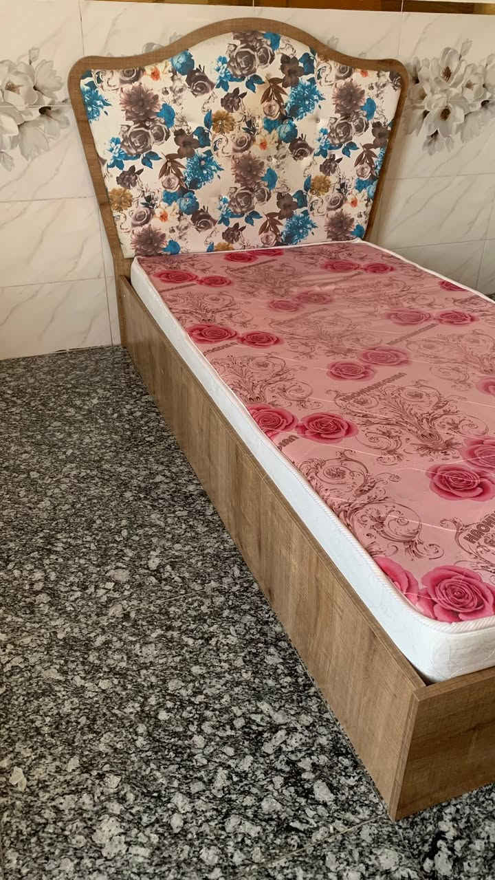 السلام عليكم عندي 2سرير ام النفر عرض105للبيع ب180للوحده كلش ثگيله مع خزان ونظيفه


**إذا كنت صاحب هذا الإعلان وتريد حذفه لأي سبب، رجاءا أرسل رسالة إلى الدعم الفني**