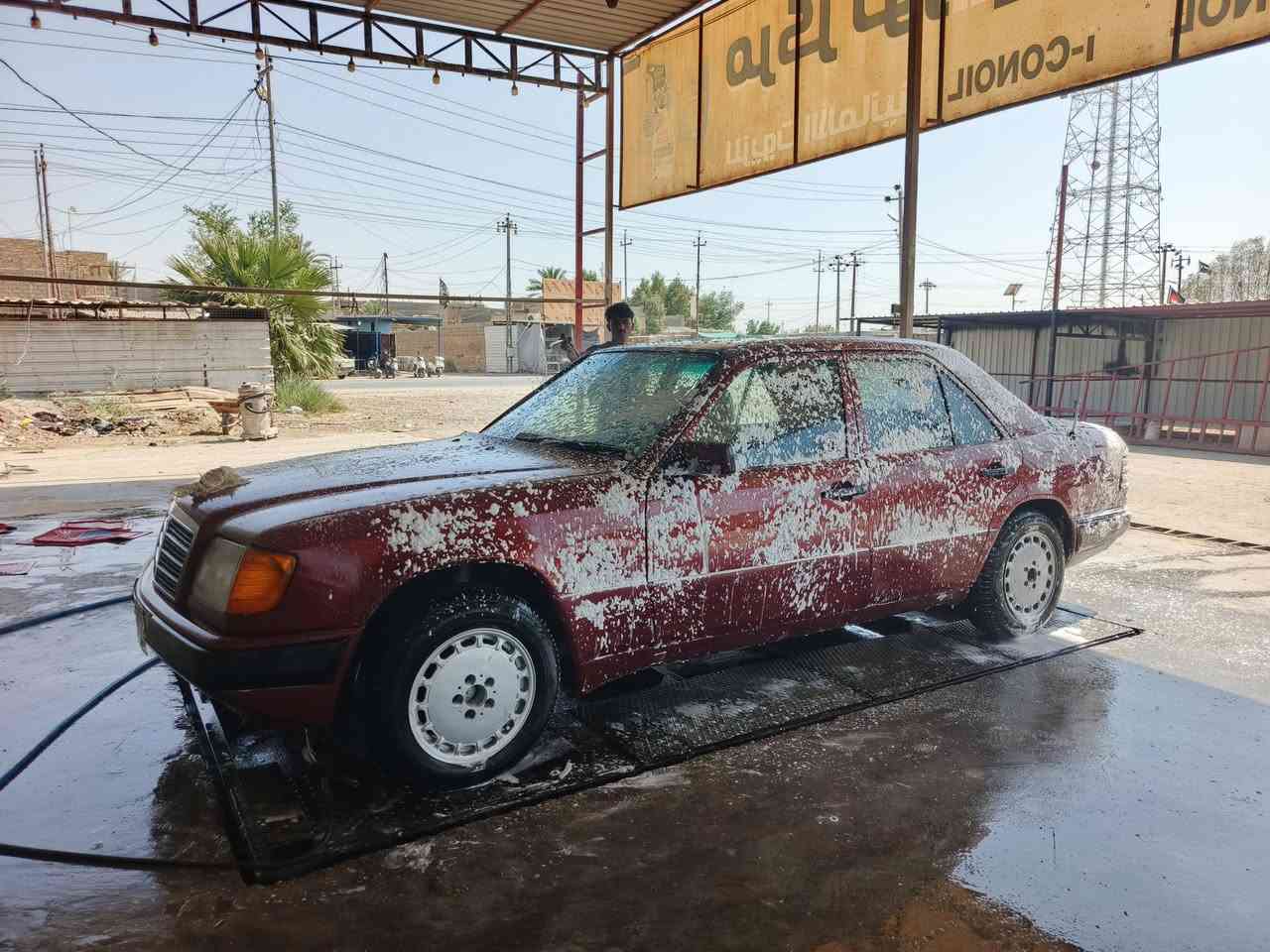السلام عليكم مارسدس دب بيبي شبح  
موديل87 لون ماروني
رقم انبار الماني  شرط تحويل مباشر 
محرك كير جديد تبريد شغال 🧊تخم تاير جديد ولباتري بنايلون اصلي  سياره بدون ضربه قواعد دبلات نضاف بس من داخل معمرات......
  تانكي محور انسه شي اسمه عطل فيت بم غطاس هوه وطوافه ياباني  لايت زنون بلادي ابو ٣ الوان اصفر ثلجي اوف وايت 
صبغ جماليه السعر 45 وبيه مجال حك اجيه  وماكو هيج سعر سياره معمره جديد 
 الرقم ***********  مكان سياره بابل المسيب
