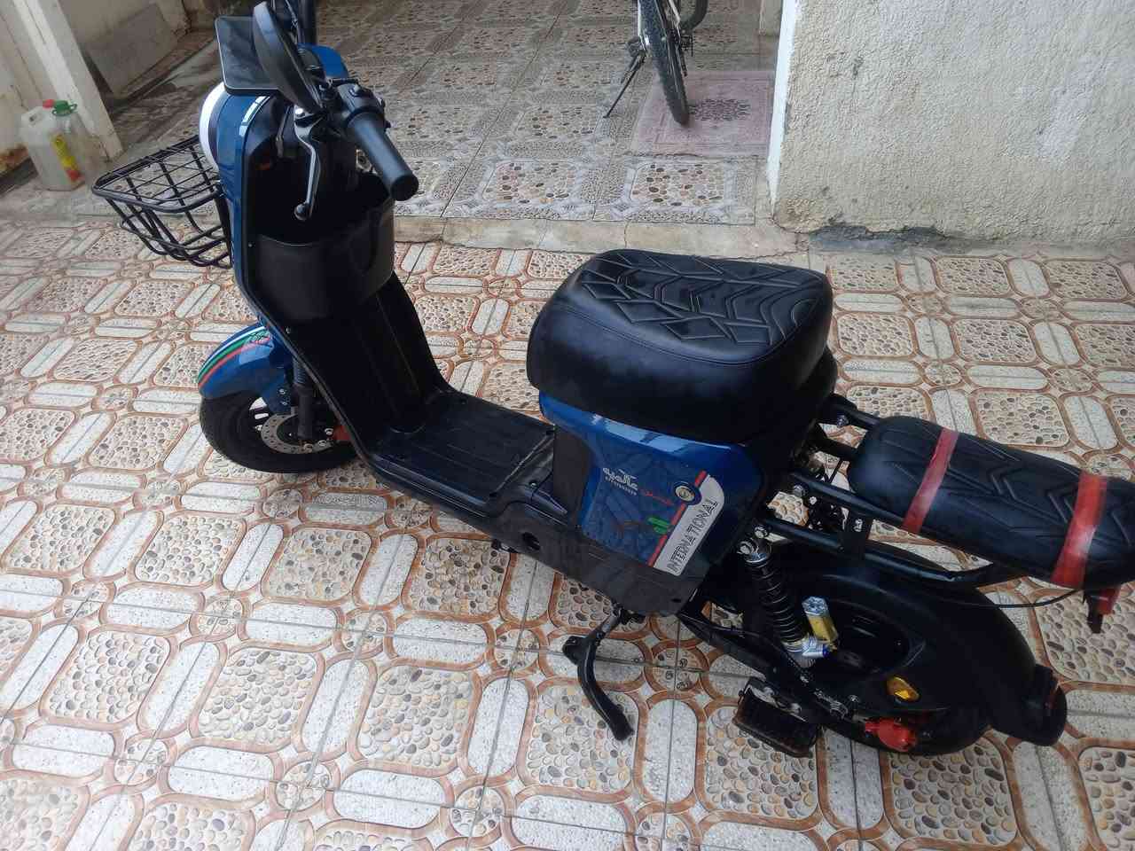 السلام عليكم 
دراجه شحن R9
فول مواصفات 
بدون بطاريات  
السعر خاص


**إذا كنت صاحب هذا الإعلان وتريد حذفه لأي سبب، رجاءا أرسل رسالة إلى الدعم الفني**