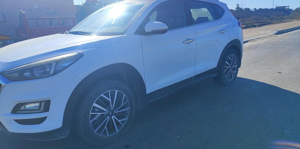 توسان موديل 20خليجي 
مطلوبه للمصرف 
للبيع 
135
خاص مفتوح


**إذا كنت صاحب هذا الإعلان وتريد حذفه لأي سبب، رجاءا أرسل رسالة إلى الدعم الفني**