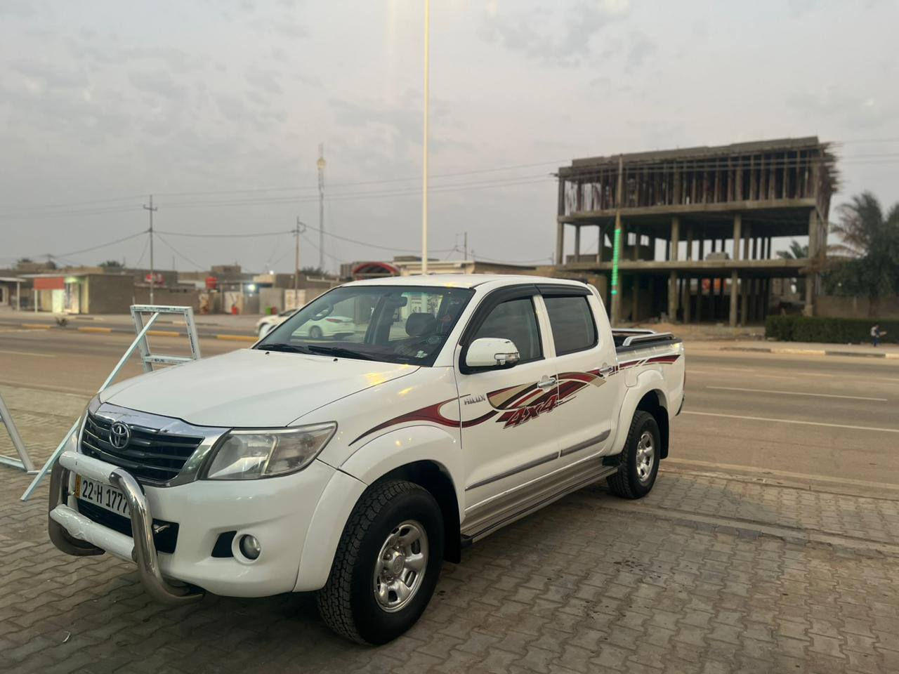 سياره فورويل البيع موديل 2015 مكفوله كفاله عامه من محرك ومن شاصي وغماره الرقم ***********
