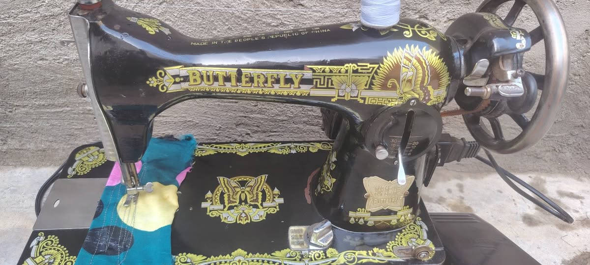 مكينة خياطة نوعية ام الفراشة الباب الأول شرط الشغل والنظافة تشتغل كهرباء تخيط جميع انواع الاقمشة حتى فيزون كركوك, العراق


**إذا كنت صاحب هذا الإعلان وتريد حذفه لأي سبب، رجاءا أرسل رسالة إلى الدعم الفني**