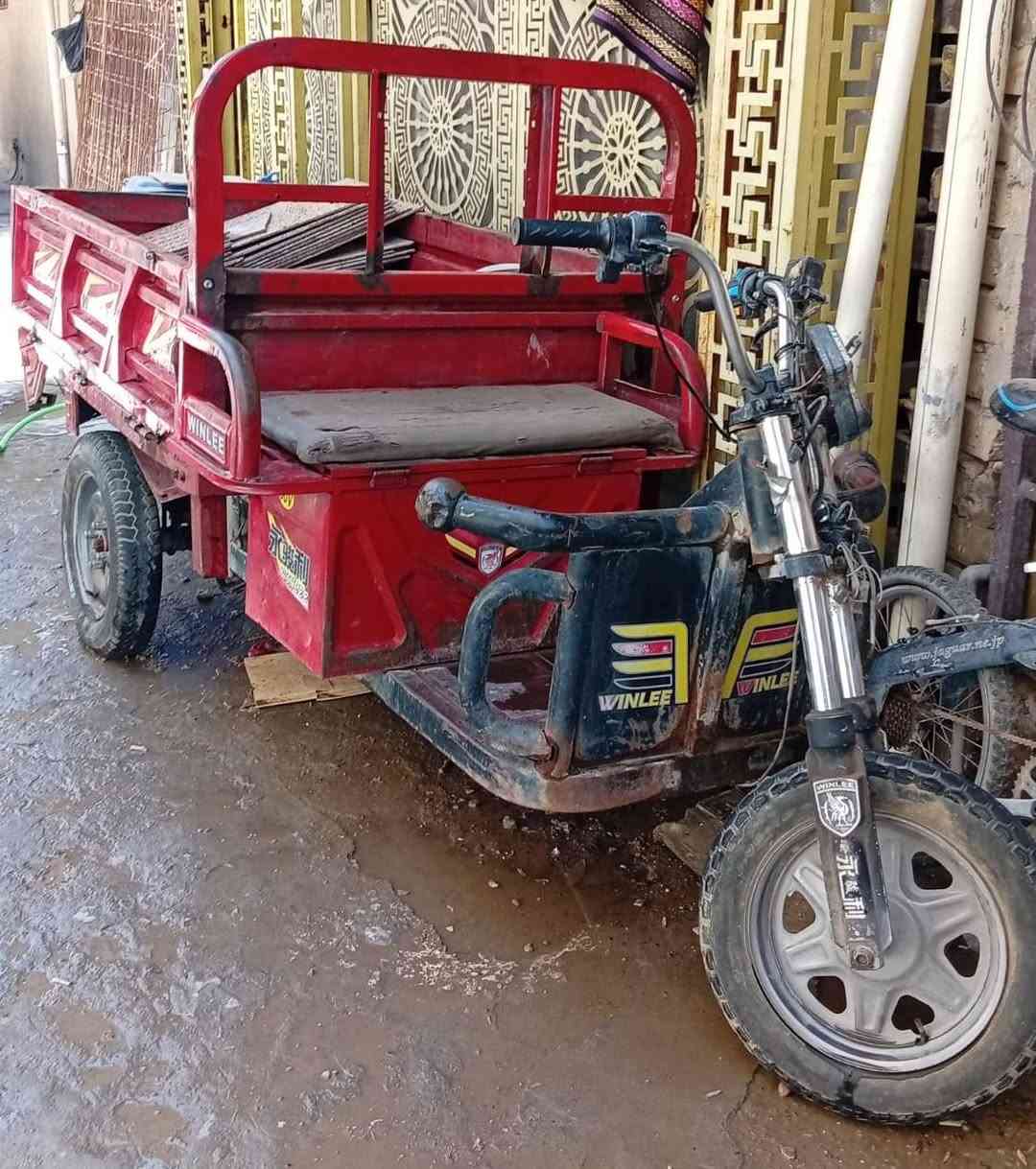 ستوته للبيع رايديهه ب300الف محتاجه فقط بطاريات مكاني بغداد القاهره الدلفيه وقريب على صليخ الاستفسار على رقم ***********

