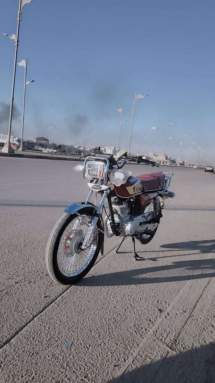 سلام عليكم دراجه تايكر سونك موديل 25 دراجه بعدهة زيرو  اوراق كامله اول شراي اني الهة السعر 850 وبيهة مجال قليل مكاني واسط صويره  الستفسار ***********
