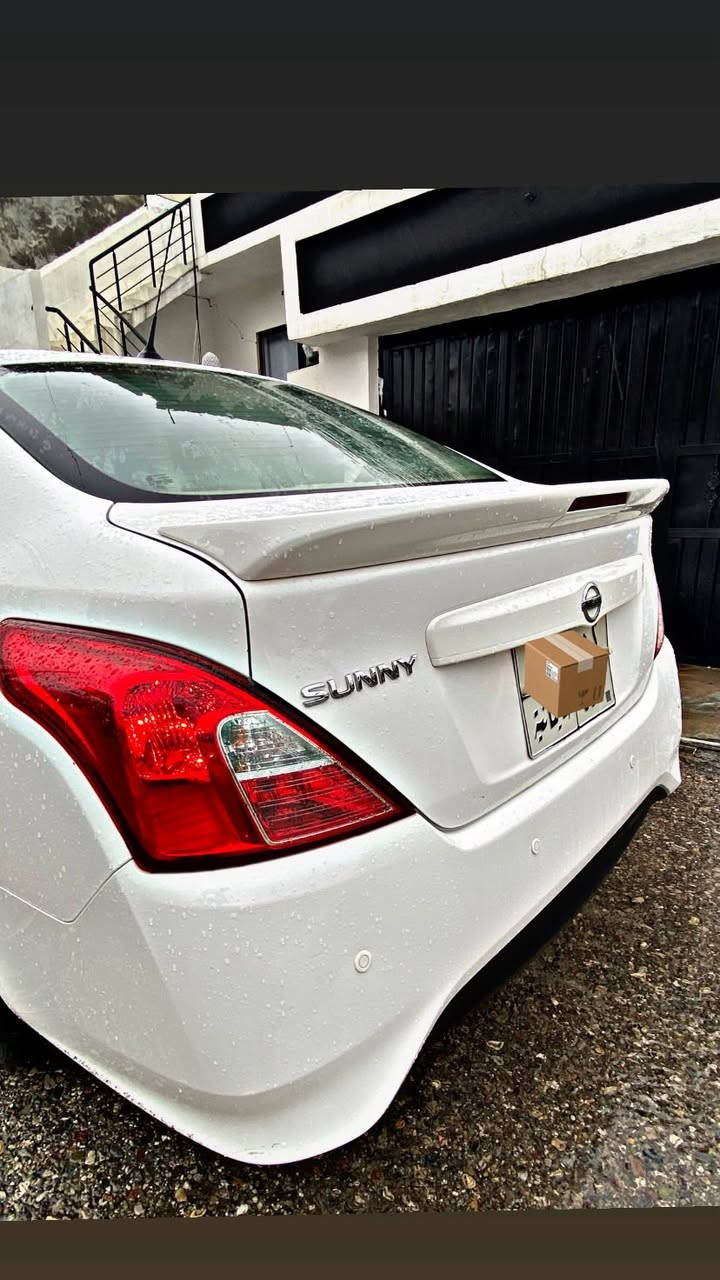 سەنی لاکشمیبای مودیل 2021
100Kmروشتوە
سەنەوی تازە
رەقەم سلیمانی
بئ بویاخ 
گاعی بیلادو کەپی بیلادی هیشتا نەبەسراوە
سەیارەکە هی مالە مەعرەز نیە کامل جایزە
تەحویل خرامە بەشەرت
بئ دەعمو لیدراویە
نرخ107گەلاو مەجال خوار هەمو بازار
***********
لەدەربەنیخانم
