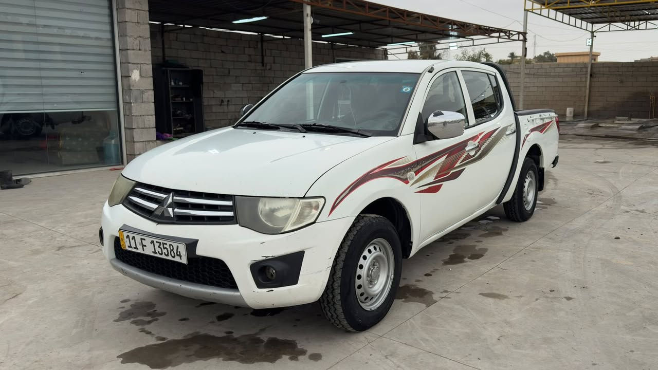 1: ميشوبيشي 2015
2: رقم بغداد
3:ماشيه 307 مكفوله من الصبغ
4:سياره جاهزه على آخر حبايه
5:تحويل مباشر 
6:مكان السياره صلاح الدين قضاء العلم
7: بيه تعديل بارد طارف الجاملغ الخلفي عكس السائق
8: السعر 140$ وبيه مجال للشراي
‭0783 877 3375

ملاحظه محرك كير بشرط بدون تنقيص وبدون فتح ولا تبخير
