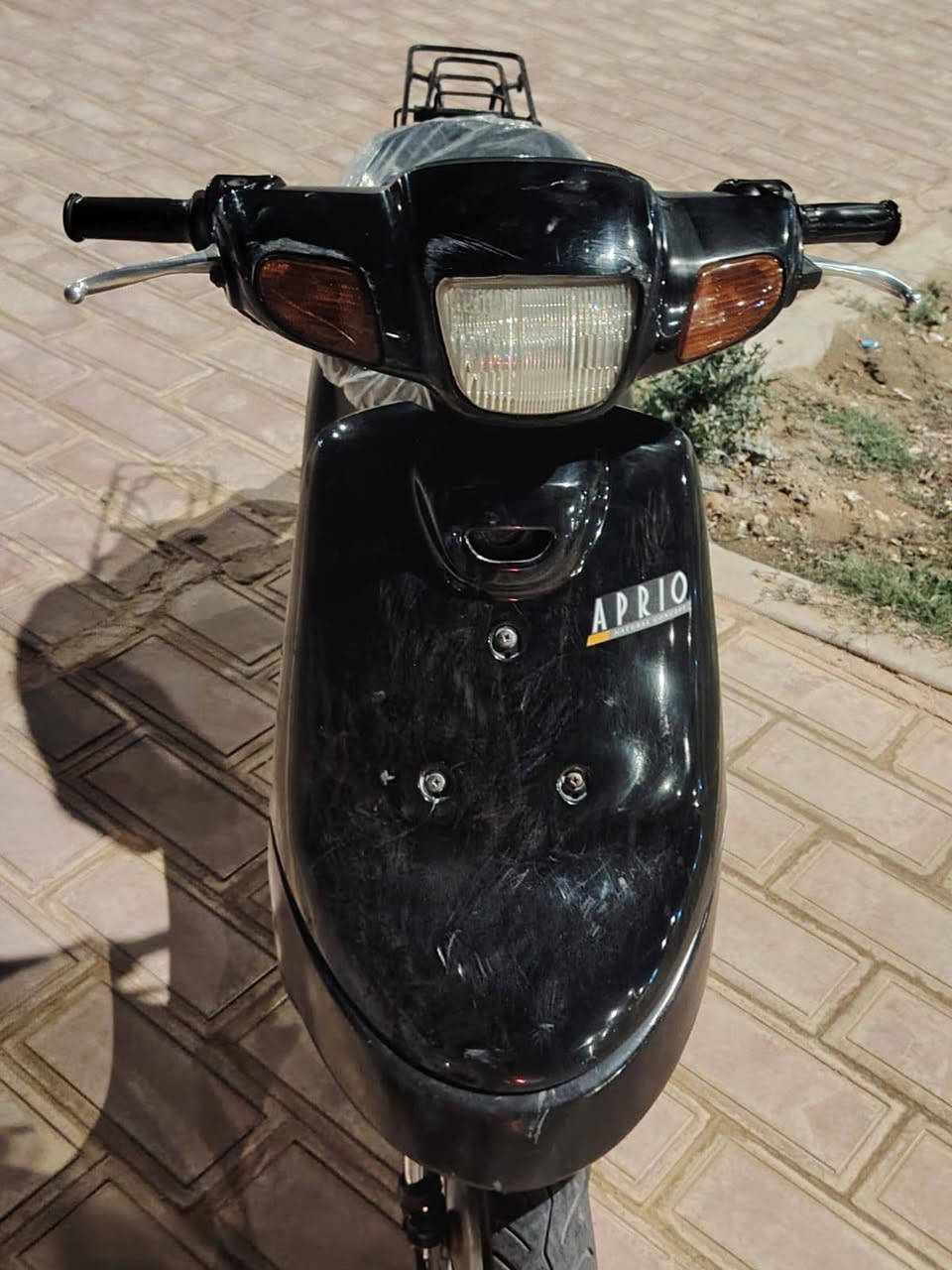 سلام عليكم بطه للبيع 2003مامفتوحه لمكينه خرسه شاصي مكفول   سلف وهندر اشاير هورن لايت قفل جنطه كيج لبانزين كيج سرعه قفل سكان كله شغال مانقصها شي لكفرات بلاديات لقامات بلاديات لهورن بلادي ب 375 وبيه مجال.. للاتصال ***********.
واتساب.. ***********
