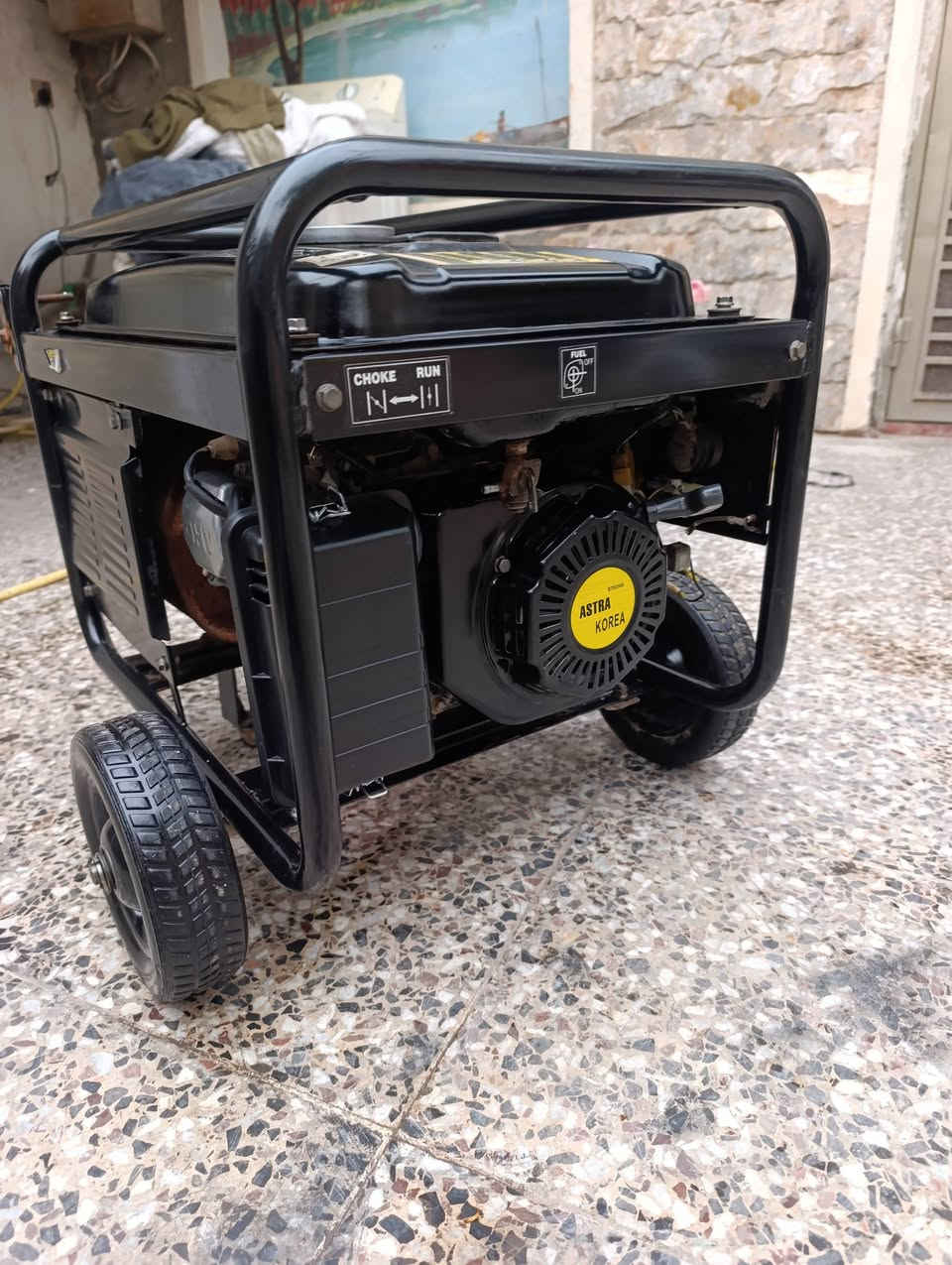 استره كوري بيت الوادي لوليه ملف نحاس اقتصاديه بصرف البانزين سلف وحبل تايرت يدات جاهزه وبلاديه نكره سلف  مولد استخدام شهر ونضمت مال بيت 15امبير مكاني بغداد حي العامل سعر 165
***********
