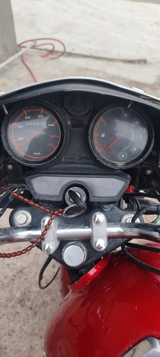 بوكسر مرقمه موديل 21 نازله بل 22 ماشيه 20 الف النضافه كدامك ما مفتوحه ع ايد وحده نكره سلف جاهسه من كلشي السعر 1950 وبيه مجال حك الجيه التحويل ثاني يوم خاص راسل


**إذا كنت صاحب هذا الإعلان وتريد حذفه لأي سبب، رجاءا أرسل رسالة إلى الدعم الفني**