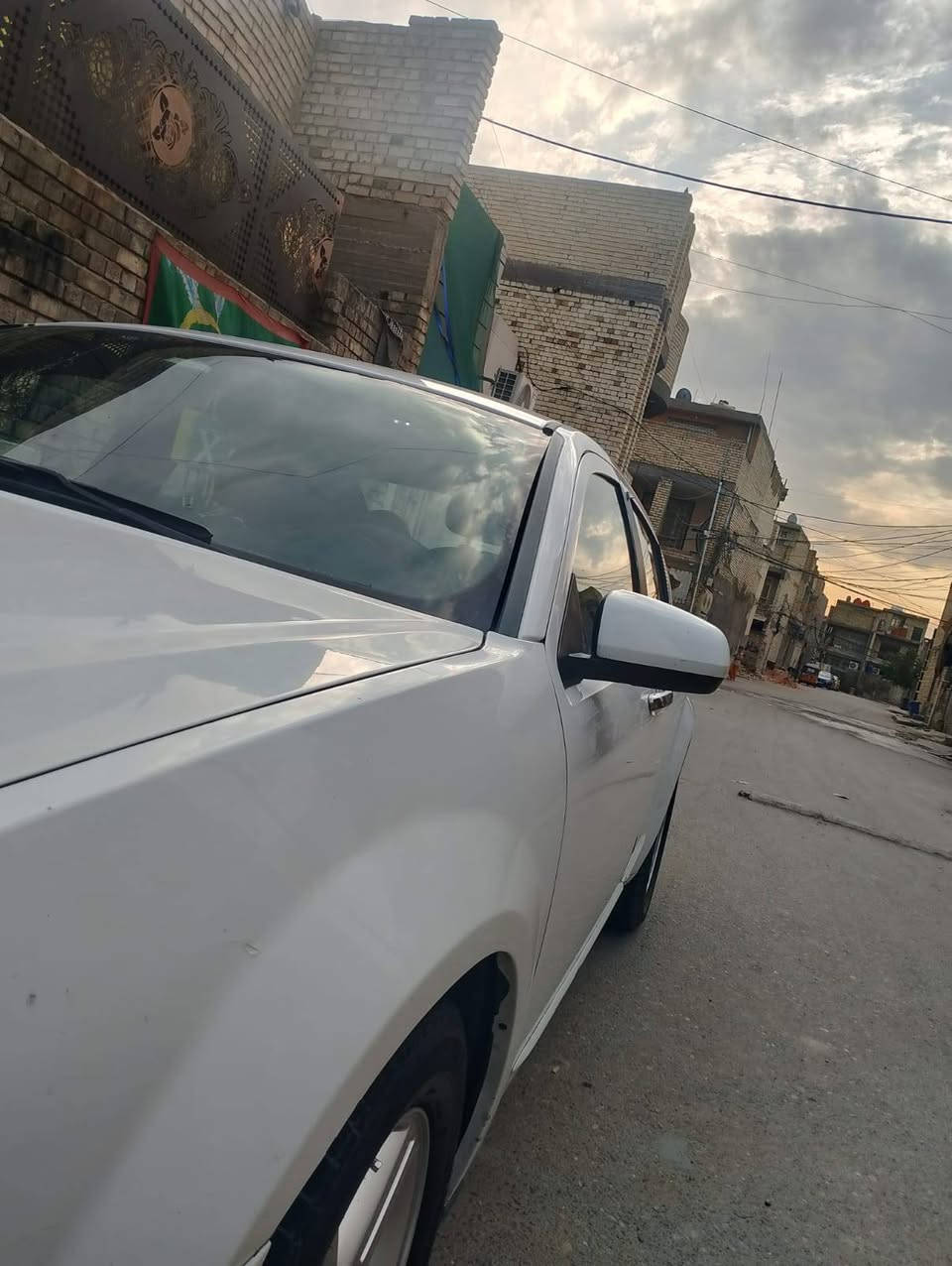 السلام عليكم عندي دوج افنجر
موديل 12
رقم الجديد 
السياره بأسمي 
تحويل ثاني يوم 
سياره نضيفه 
بيهه باب السايق وخلف السايق 
وبنيد بدون ايرباك بدون دواخل 

سياره مال جنايي
السعر في الخاص. او واتساب

***********
