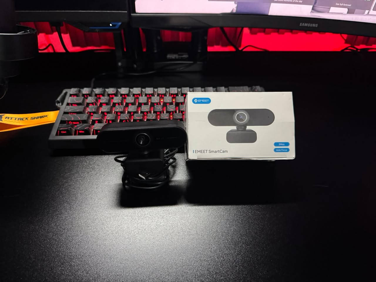 New Webcam emeet c60e 4k الماركه العالميه 
سلام عليكم ويب كام جديد غير مستعمل ابد للبيع ماركة عالميه وقويه جداً emeet معروفه بل كامرات القويه شباب الكامره كلش قويه وجودتها نار تفيدك للتسجيل بثوث وايشي لن الوضوح البيها خرافي تكدر تبحث عنها وتشوف قوتها 
السعر : 55 الف وموجود توصيل 🚚 5


**إذا كنت صاحب هذا الإعلان وتريد حذفه لأي سبب، رجاءا أرسل رسالة إلى الدعم الفني**