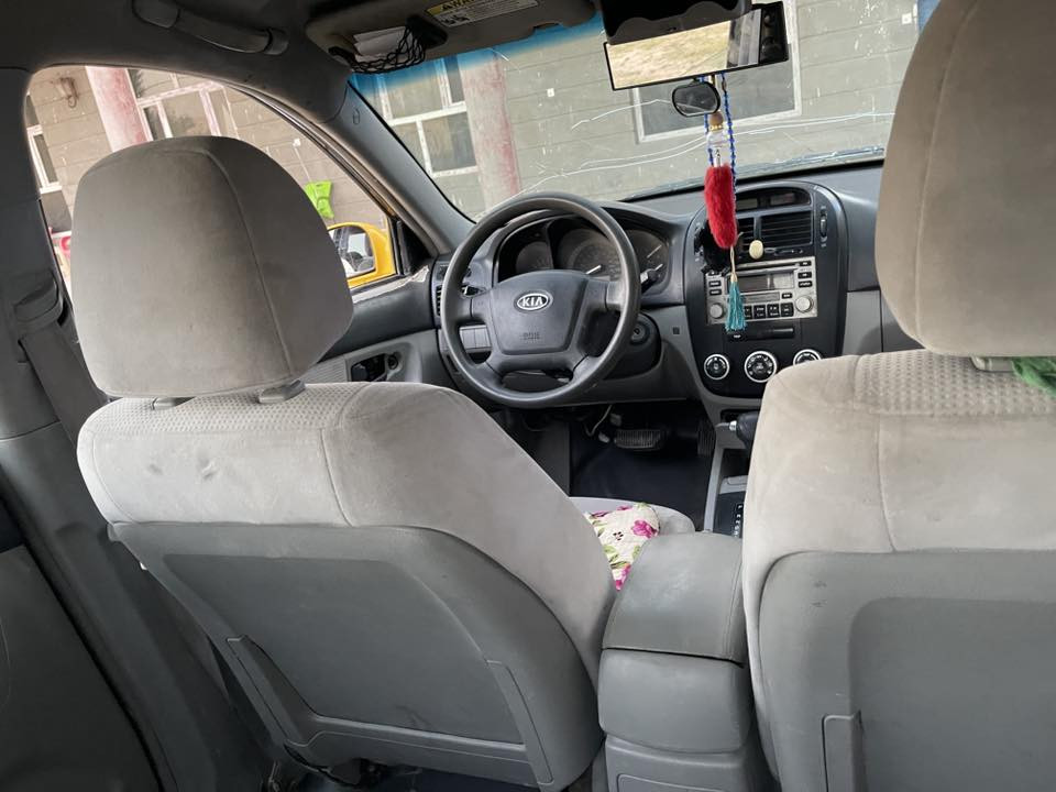 السلام عليكم
سبكتره 2007 للبيع
رقم بغداد حادثها جاملغ امامي  عكس السائق مكينه وكير خير من الله السعر 67 وبي مجال مكاني طريق كربلاء نجف عمود 370 الرقم 
*********** 
***********
