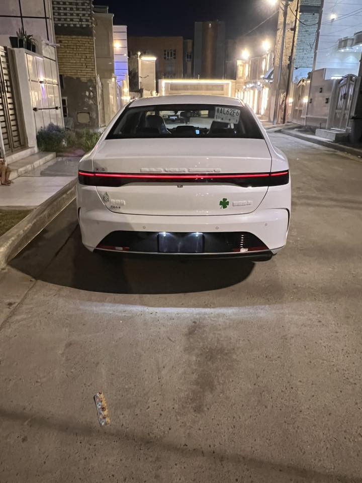 السلام عليكم شباب بي واي دي دستريول للبيع زيرو ما ماشيه  مكانه بغداد ب18 و550 وبيهه مجال بصيط حك الجيه ما مرقم  ***********
