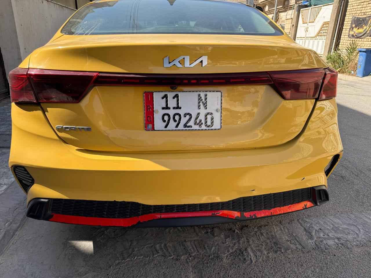 فورتي وارد امريكي 2022رقم بغداد محرك 2000دوش محرك it  بيها منضمومه غاز كامله وجديده سياره حلوه وخير من الله حادثها قطعتين جاملغ وباب خلف السائق مكانها بغداد البلديات وايضا تتواجد في بسمايه للاستفسار اكثر
‏‪*********** 
*********** بغداد, العراق
