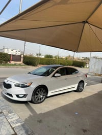 كادنزا 2014 امريكي  معلايه سنه مسجله 2015  رقم بغداد  فول ١/١ ما يحتاج...