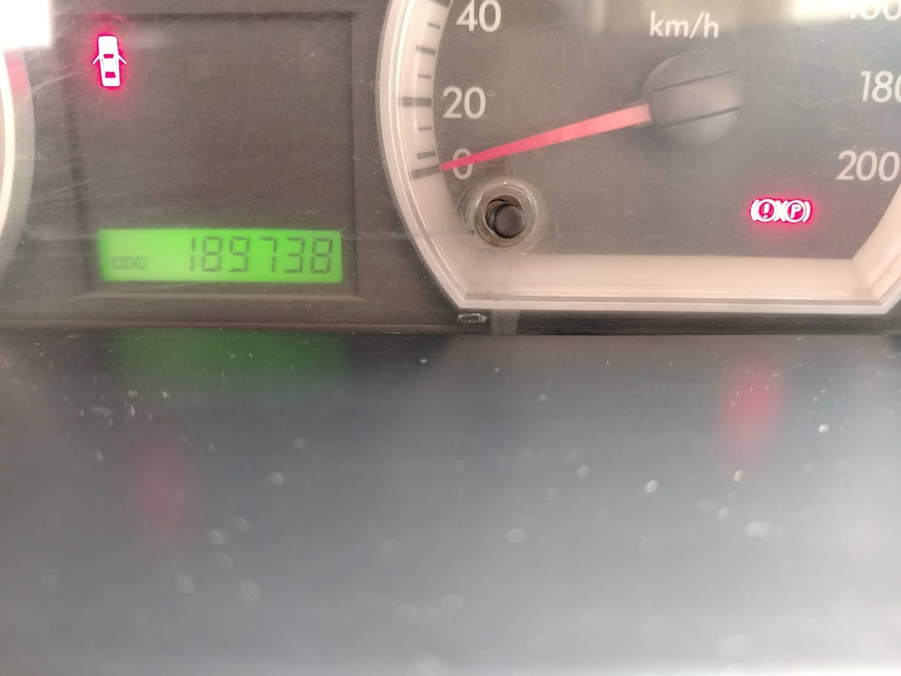 سلام عليكم أفيو للبيع موديل ٢٠١١ شركه العامه اوتوماتيك نضيفه وجاهزه بسمي الداير جاملغ مصبوغ كمامو ضح بل صوره رايدهه ٧٣ رقم الهاتف ***********
