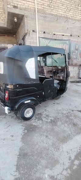 سلام عليكم تكتك للبيع موديل 22شهر 8 رقم وسنوية تكتك نضيف لا صبغ ولا معجون بيه ضربة يم بكلايت ورصعة صغير جوة الغد غير هذ مابيهة تكتك مكينتهة تنقص تنقص  مجمبزة كلشي بيه تخم تاير جبلي جديد مدوشمة تجوة مسجل اربع سماعات نشرة داخلية  ابيع الغراض وياهن موجود سيباية علي حداد فاتحة اذا تريدهة موجودهه
السعر 9250 
***********
مكاني الراسة العبيدي جامع الامام علي
