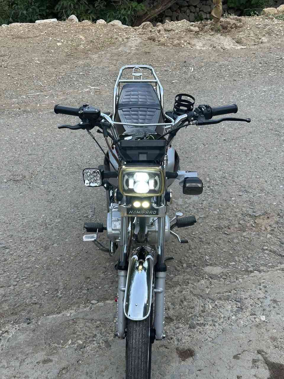 بۆ فرۆشتن سۆلینک ٢٠٢٤ مەکنەی کەپسە ڕۆن نادات دوکەڵ ناکە شانسی تەقیوی نیە هەموو گیانی ماتۆڕەکە بە شەرت سعری ٥٥٠ هەزارو معمالەیە برایانە شوێن:سلێمانی ڕەقەم تەلەفون ***********.
