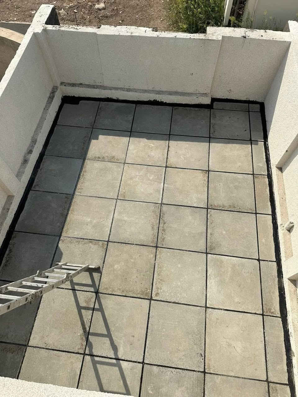 تطبيك السطوح بالاشتايكر وقلع الاشتايكر القديم وترميم السطوح القديمة  وأعادة الماستك وتزفيت السطوح عمل فقط أو كرستة وعمل حسب الطلب  شغل درجة اولى وبأسعار مناسبه
فلانكوت 
زفت 
نايلون زراعي 
فلين او فووم  حسب رغبة ابو البيت 
اشتايكر درجة اولى
الاستفسار ع لخاص. او تصال ***********
