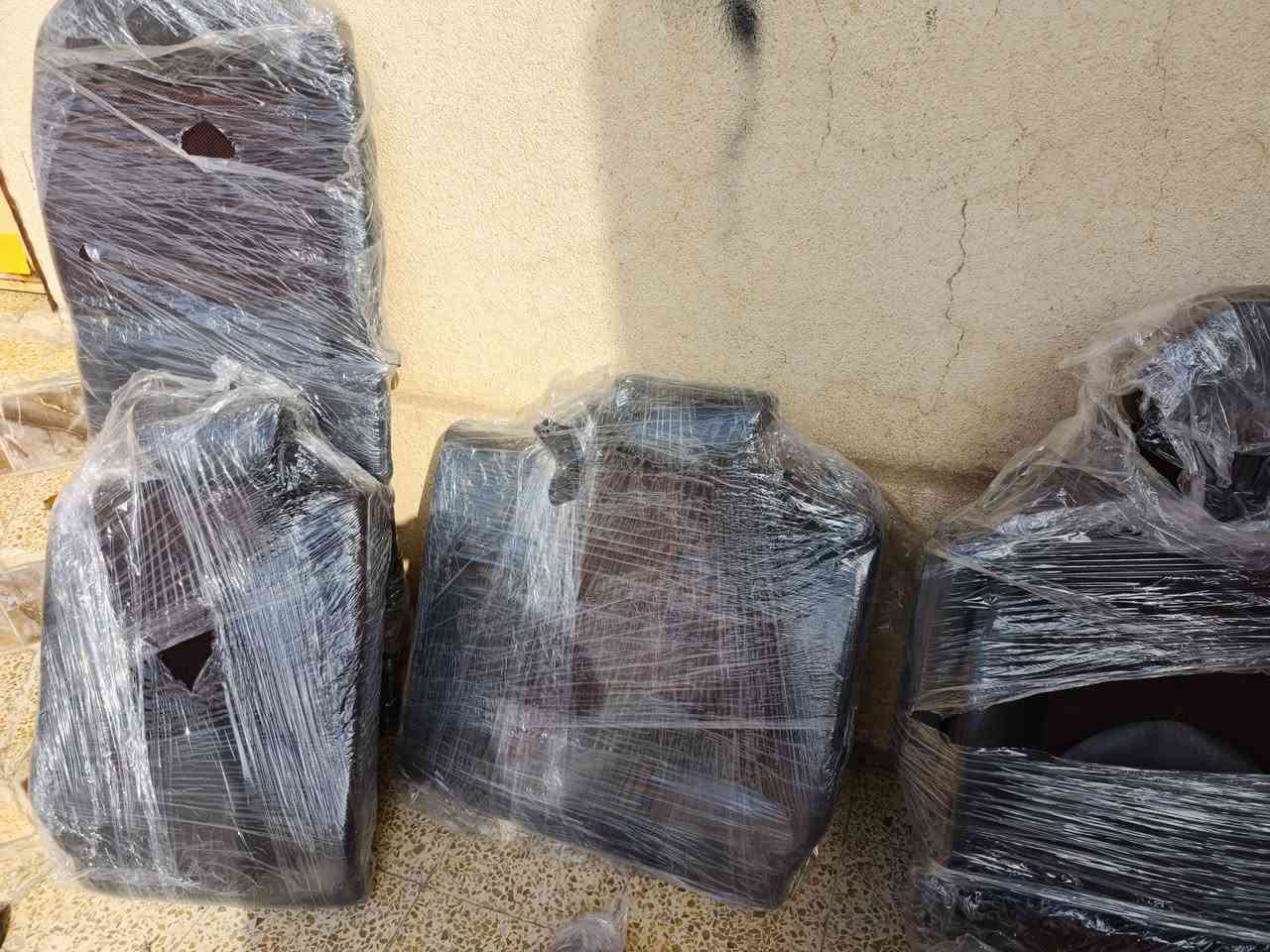 غرفه مال كولد برايد للبيع كامله كيا ريو 
العنوان موصل ١٧تموز 
سعر ٨٠٠
***********
***********
