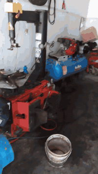 محل كامل بنجرجي سعر مناسب بغداد  مدينه صدر  رقم هاتف               ***********
