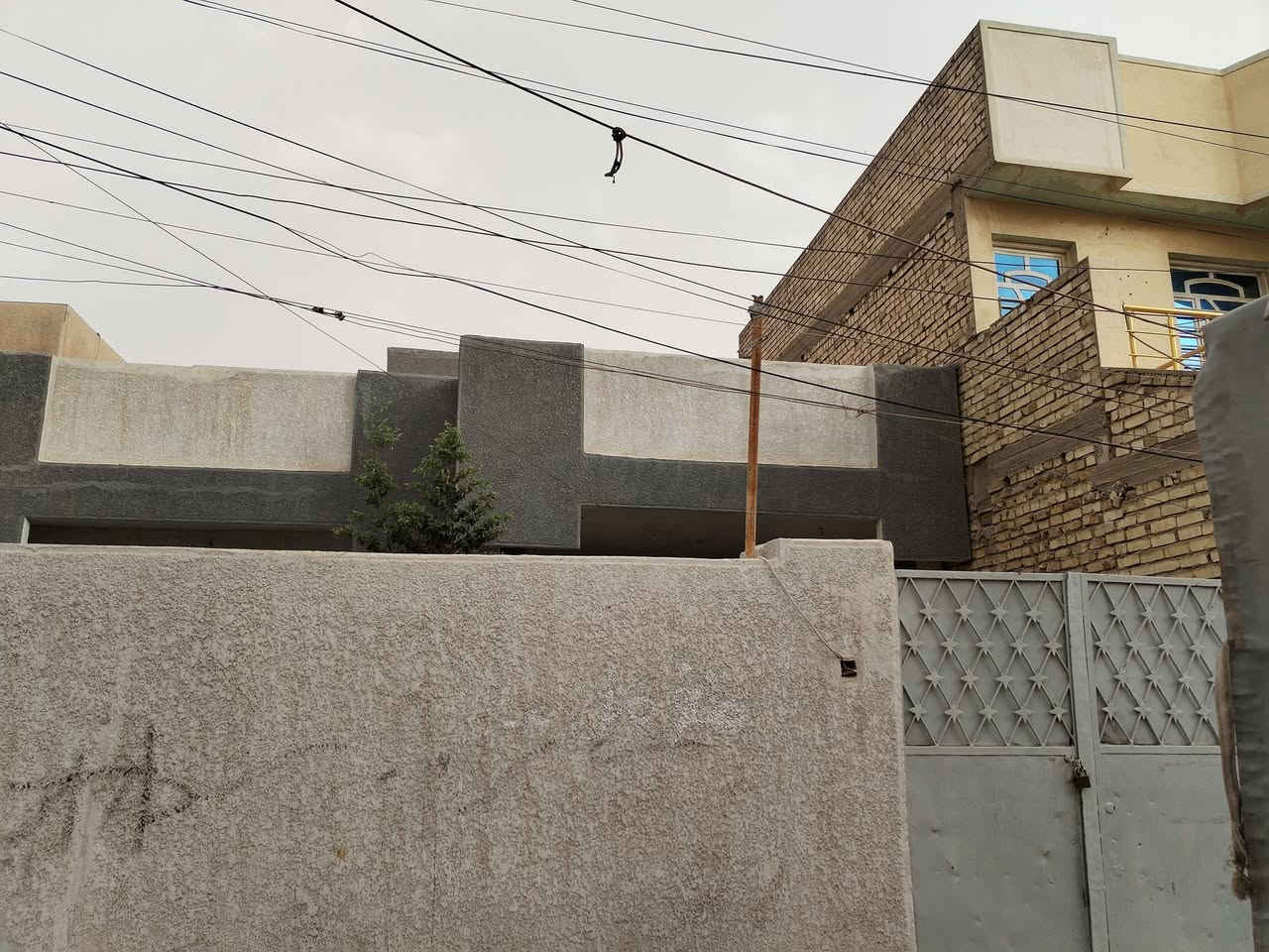 بيت للايجار مساحه 200متر
بيت مرتب ونظيف 

يحتوي على خدمات وغرف نوم 3
وصاله ومطبخ واستقبال وصحيات ومنور

الموقع حي الجهاد

التواصل على الارقام

*********** تصل او واتساب

*********** تصل او واتساب
